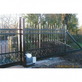 Cantilever Gates